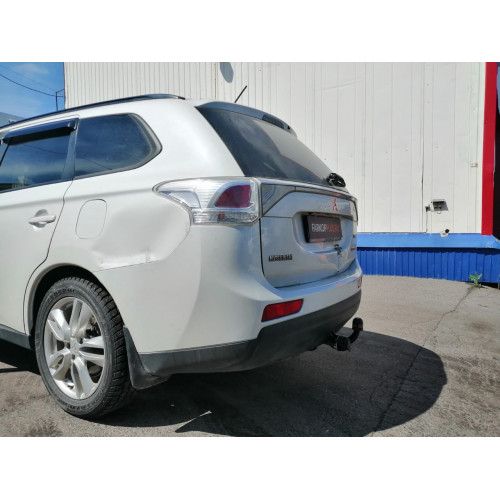 Фаркоп Трейлер на Mitsubishi Outlander 2012-  Арт. 7140 (большой вырез в бампере)