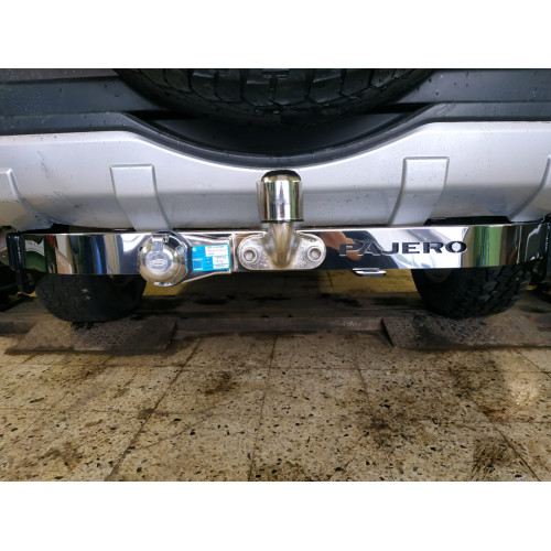 Фаркоп BALTEX на MITSUBISHI Pajero 2006–  Арт. МР-08aNM (с нерж. накладкой)