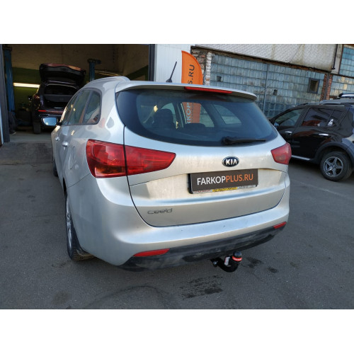 Фаркоп BOSAL (ORIS) на KIA Ceed 2012– Арт. 6756-A (универсал)