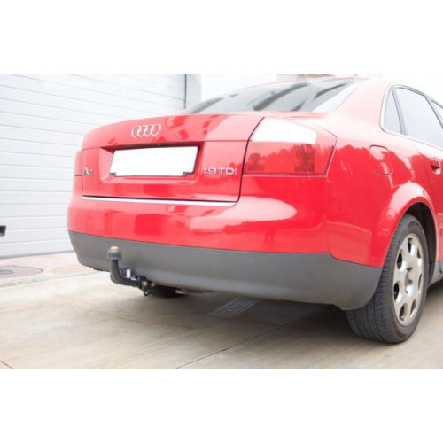 Фаркоп ARAGON на AUDI A4 2001–2004 Арт. E0403BA (B6 седан и универсал)